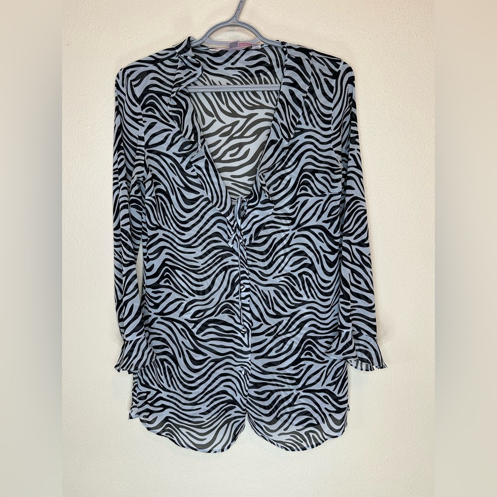 VICTORIA'S SECRET Black White Zebra Print Sheer Chiffon Blouse Size XS